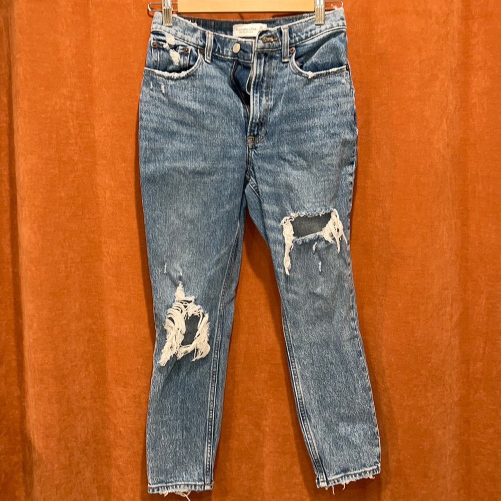 Abercrombie High Rise Mom Jeans